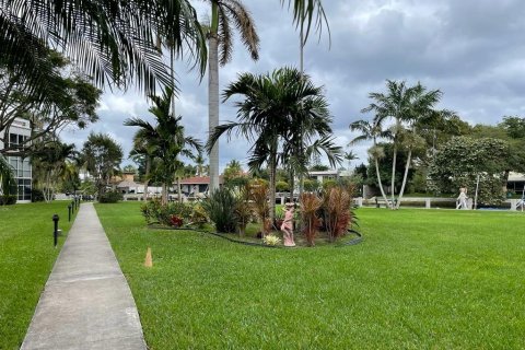 Condo in Oakland Park, Florida, 1 bedroom  № 965897 - photo 28