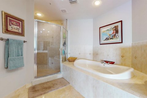 Condominio en venta en Orlando, Florida, 3 dormitorios, 236.81 m2 № 1350193 - foto 17