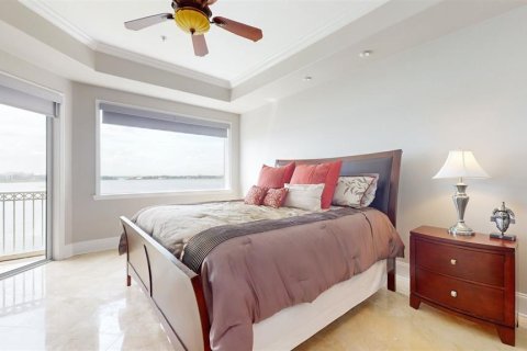 Condominio en venta en Orlando, Florida, 3 dormitorios, 236.81 m2 № 1350193 - foto 13