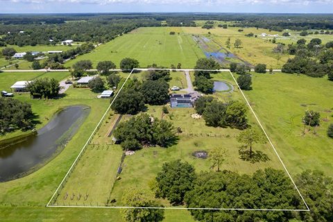 Villa ou maison à vendre à Sarasota, Floride: 4 chambres, 211.91 m2 № 1350192 - photo 3