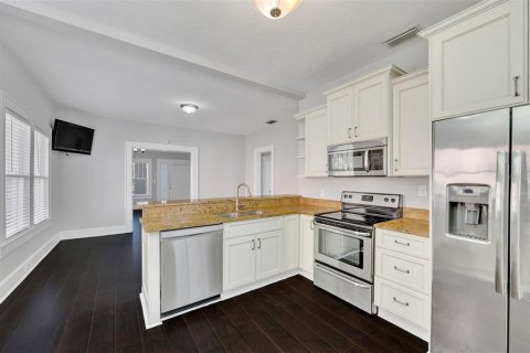 Immobilier commercial à vendre à Tampa, Floride: 268.58 m2 № 1351101 - photo 23