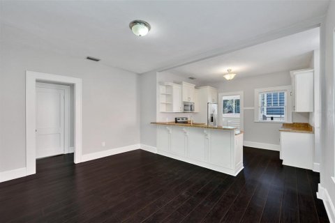 Immobilier commercial à vendre à Tampa, Floride: 268.58 m2 № 1351101 - photo 20