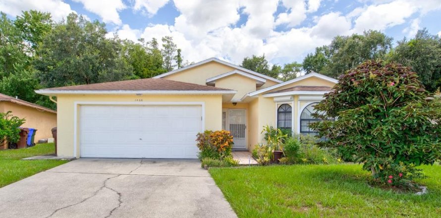 Casa en Kissimmee, Florida 3 dormitorios, 150.22 m2 № 1317872