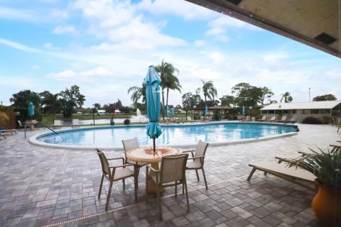 Villa ou maison à vendre à Delray Beach, Floride: 3 chambres, 107.77 m2 № 952272 - photo 15