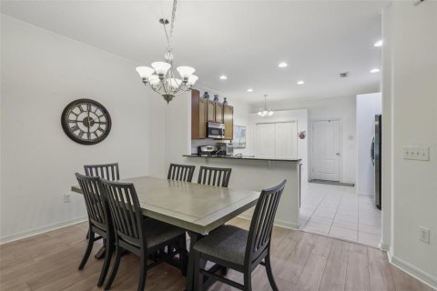 Casa en venta en Wesley Chapel, Florida, 3 dormitorios, 159.14 m2 № 1302619 - foto 8