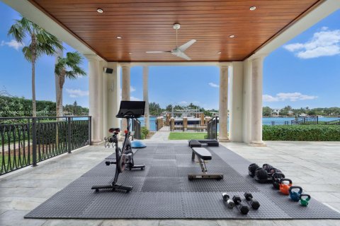 Villa ou maison à vendre à Miami Beach, Floride: 7 chambres, 1306.21 m2 № 920615 - photo 19