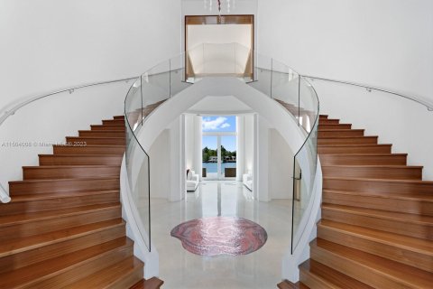 Villa ou maison à vendre à Miami Beach, Floride: 7 chambres, 1306.21 m2 № 920615 - photo 28