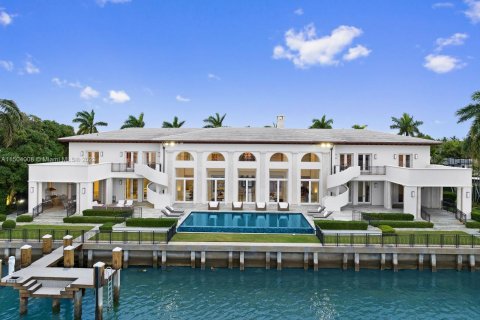 Villa ou maison à vendre à Miami Beach, Floride: 7 chambres, 1306.21 m2 № 920615 - photo 23