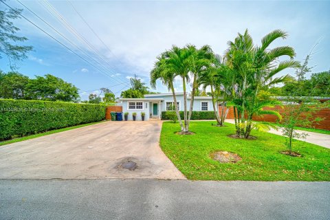 Casa en venta en South Miami, Florida, 3 dormitorios, 152.08 m2 № 1094810 - foto 1