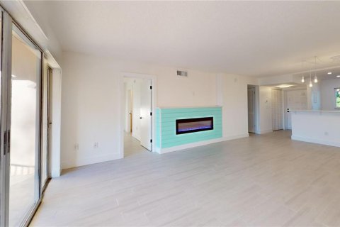 Condominio en venta en Saint Pete Beach, Florida, 2 dormitorios, 97.55 m2 № 1404832 - foto 22