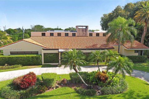 Villa ou maison à vendre à Palmetto Bay, Floride: 3 chambres, 310.39 m2 № 1229034 - photo 1