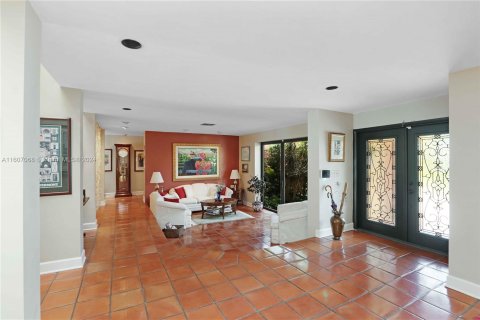 Villa ou maison à vendre à Palmetto Bay, Floride: 3 chambres, 310.39 m2 № 1229034 - photo 10