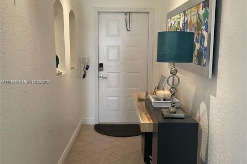 Condominio en venta en Doral, Florida, 3 dormitorios, 158.86 m2 № 1187134 - foto 6