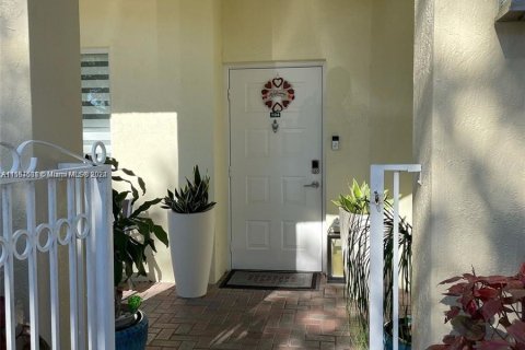 Condominio en venta en Doral, Florida, 3 dormitorios, 158.86 m2 № 1187134 - foto 4