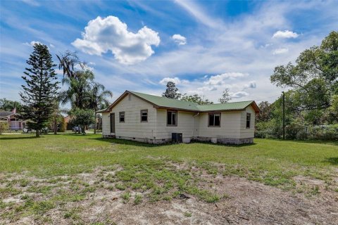 House in DeLand, Florida 3 bedrooms, 95.32 sq.m. № 1115577 - photo 30