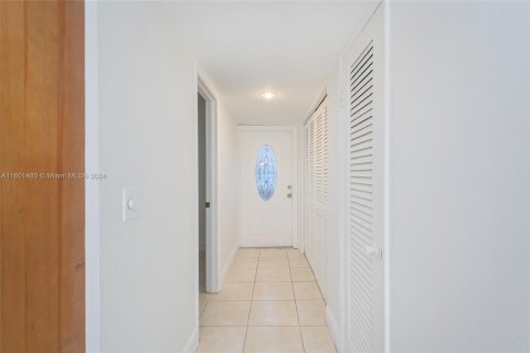 Copropriété à vendre à Hallandale Beach, Floride: 1 chambre, 67.26 m2 № 1216770 - photo 6