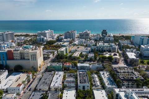 Condo in Miami Beach, Florida, 1 bedroom  № 958898 - photo 29