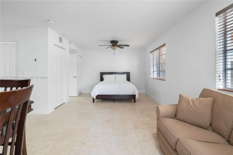 Condo in Miami Beach, Florida, 1 bedroom  № 958898 - photo 9