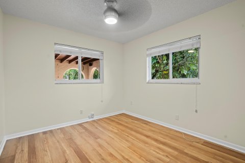 House in Fort Lauderdale, Florida 2 bedrooms, 156.26 sq.m. № 1231222 - photo 21