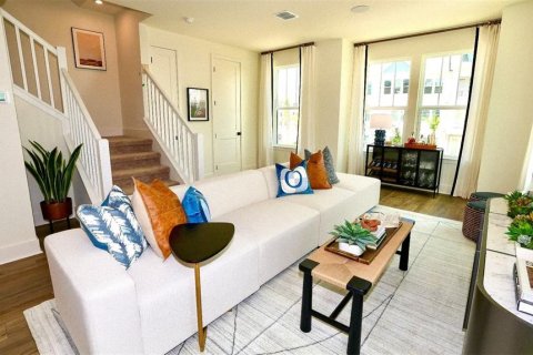 Adosado en venta en Winter Garden, Florida, 3 dormitorios, 171.5 m2 № 1361173 - foto 8