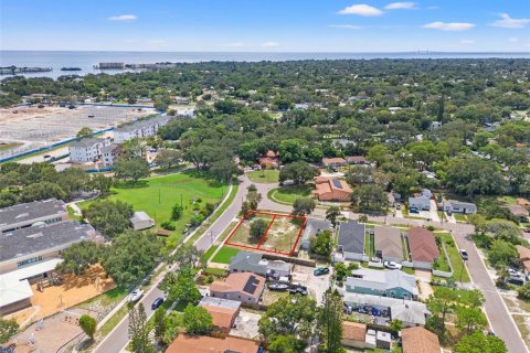 Terreno en venta en Saint Petersburg, Florida № 1361174 - foto 8