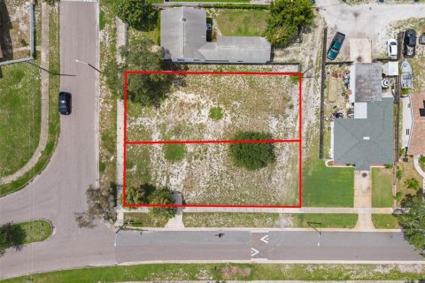 Terreno en venta en Saint Petersburg, Florida № 1361174 - foto 6