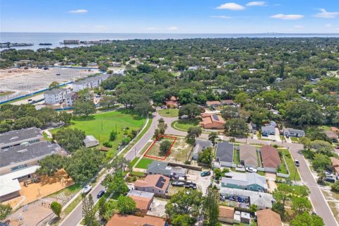 Terreno en venta en Saint Petersburg, Florida № 1361174 - foto 9