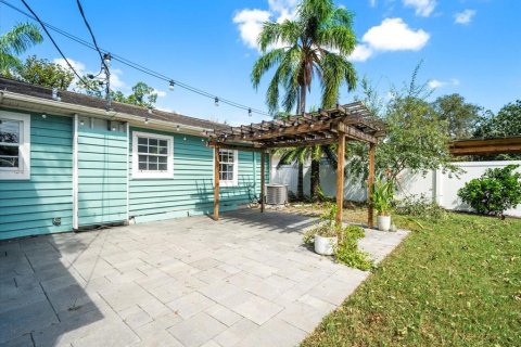 Casa en venta en Tampa, Florida, 3 dormitorios, 103.49 m2 № 1401767 - foto 28