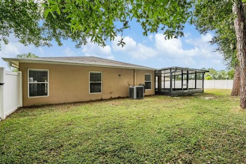 House in Zephyrhills, Florida 4 bedrooms, 203.08 sq.m. № 1400713 - photo 28