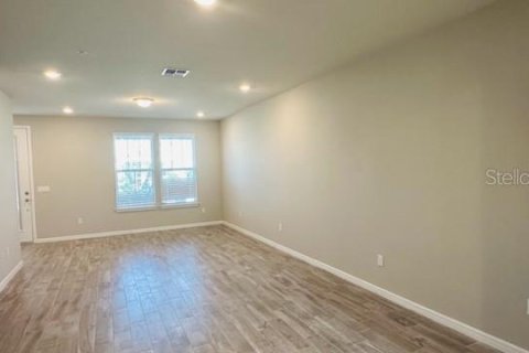 Townhouse in ISLES OF LAKE NONA in Orlando, Florida 3 bedrooms, 153.47 sq.m. № 1400683 - photo 11