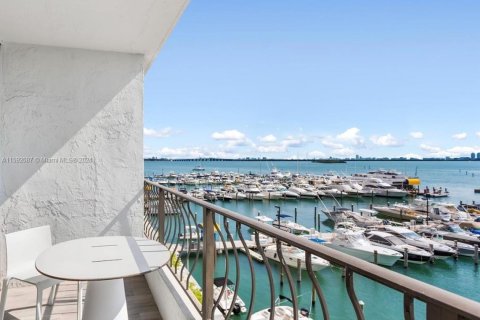 Condominio en venta en Miami, Florida, 35.3 m2 № 1181900 - foto 6