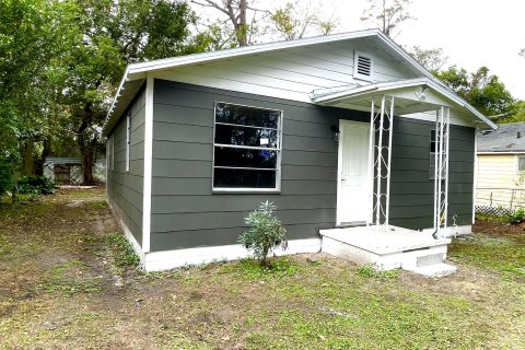 House in Jacksonville, Florida 2 bedrooms, 88.44 sq.m. № 855256 - photo 1