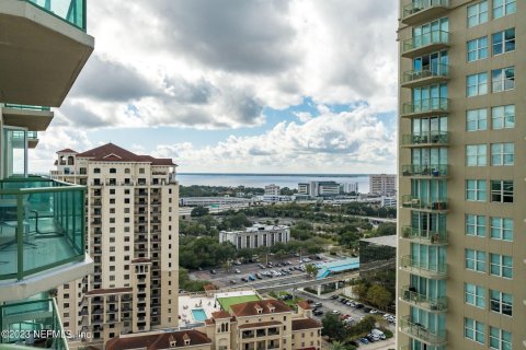 Copropriété à vendre à Jacksonville, Floride: 2 chambres, 128.39 m2 № 855305 - photo 3