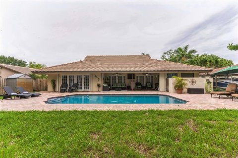 House in Coral Springs, Florida 4 bedrooms, 239.22 sq.m. № 1274870 - photo 29