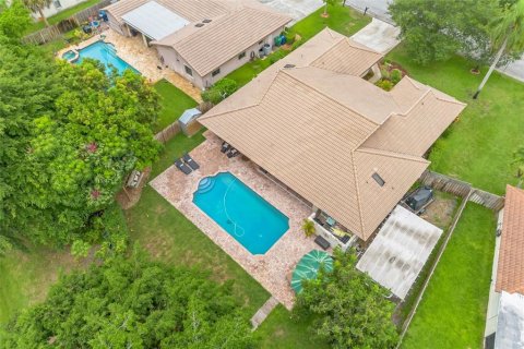 Villa ou maison à vendre à Coral Springs, Floride: 4 chambres, 239.22 m2 № 1274870 - photo 5