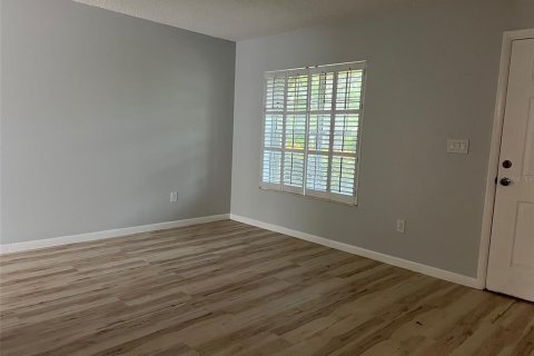 Touwnhouse à vendre à Tampa, Floride: 2 chambres, 97.36 m2 № 1298317 - photo 6