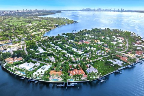 Купить земельный участок в Майами-Бич, Флорида № 832455 - фото 3