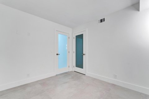 Condo in Fort Lauderdale, Florida, 2 bedrooms  № 1207822 - photo 25