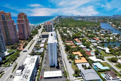 Condo in Fort Lauderdale, Florida, 2 bedrooms  № 1207822 - photo 3