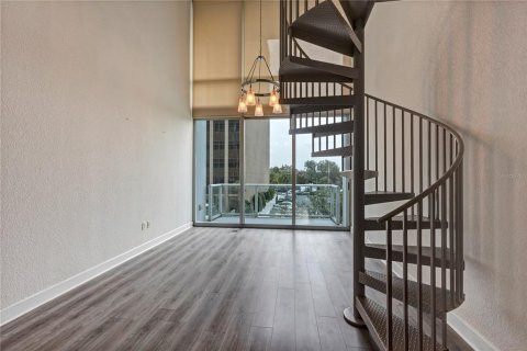 Condominio en venta en Orlando, Florida, 1 dormitorio, 87.24 m2 № 1273923 - foto 7