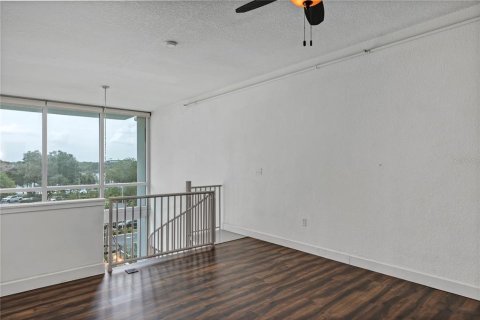 Condominio en venta en Orlando, Florida, 1 dormitorio, 87.24 m2 № 1273923 - foto 16