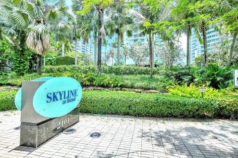 Condo in Miami, Florida, 2 bedrooms  № 1215338 - photo 3