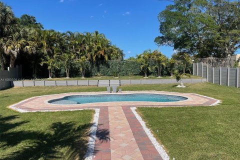 Villa ou maison à vendre à Miami Lakes, Floride: 3 chambres, 204.01 m2 № 1116048 - photo 15