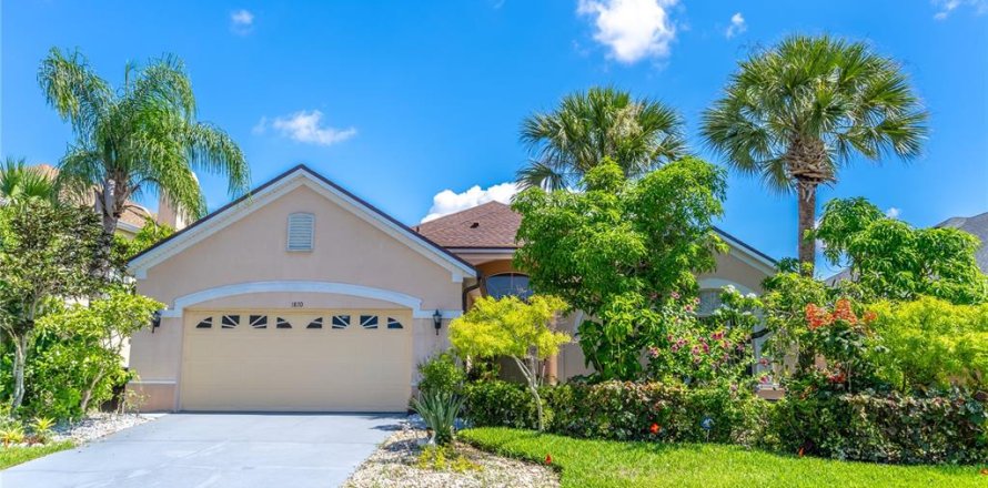 Villa ou maison à Kissimmee, Floride 4 chambres, 208.66 m2 № 1251613