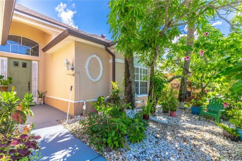 Villa ou maison à vendre à Kissimmee, Floride: 4 chambres, 208.66 m2 № 1251613 - photo 2