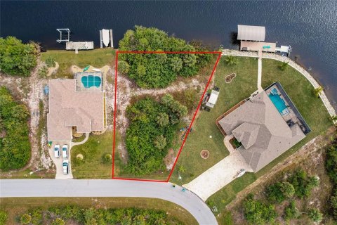 Terreno en venta en Port Charlotte, Florida № 966287 - foto 6