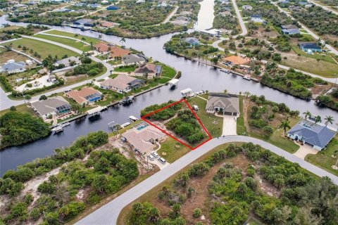 Terreno en venta en Port Charlotte, Florida № 966287 - foto 16