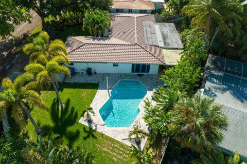 House in Fort Lauderdale, Florida 3 bedrooms, 202.9 sq.m. № 1227599 - photo 9