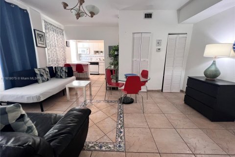 Condominio en venta en Miami Beach, Florida, 1 dormitorio № 1240245 - foto 15