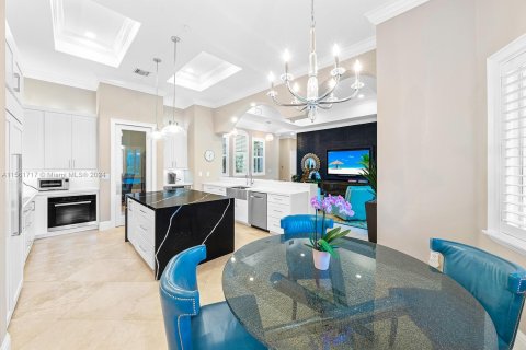 Villa ou maison à vendre à Pinecrest, Floride: 5 chambres, 449.46 m2 № 1097269 - photo 24